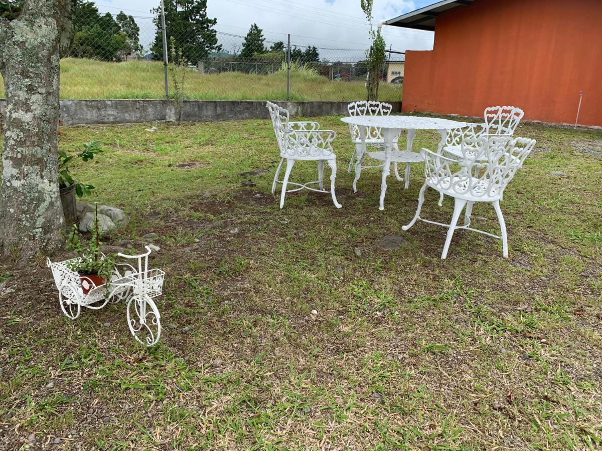 Cabanas Guadalupe Volcán Esterno foto